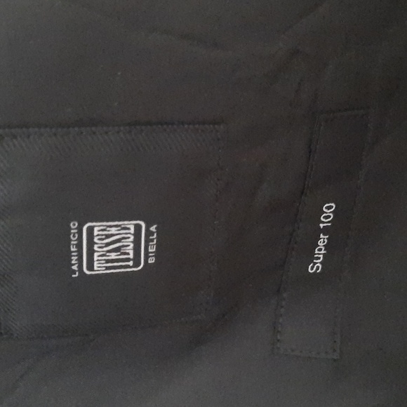 Hugo Boss Virgin Wool Super 100 dark gray pinstripe suit size 38S - Picture 8 of 16